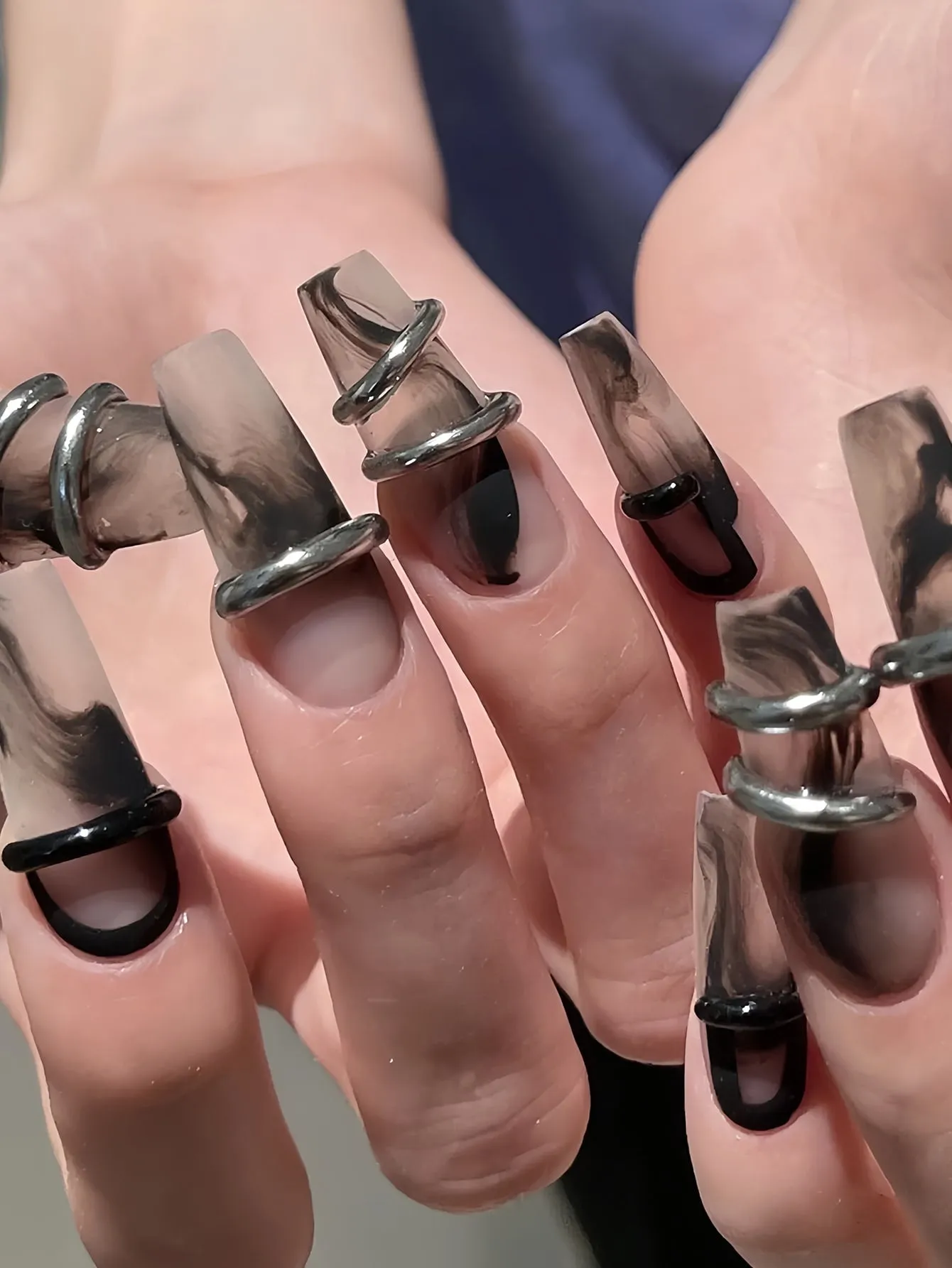 24pcs Black Design 3D Silver Nails