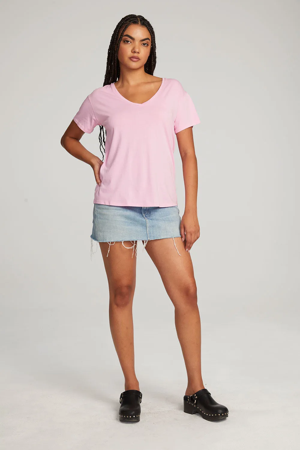 Everyday Essential Pastel Lavender V-neck Tee