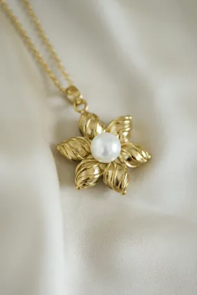 Statement Flower Necklace